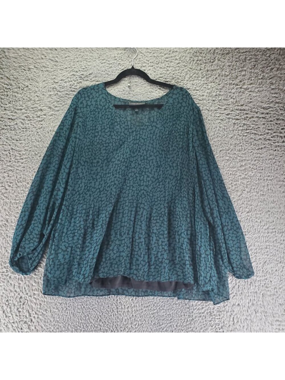 Lane Bryant Top Women’s Size 22/24 Green Leopard Print Long Sleeve Flowy Blouse